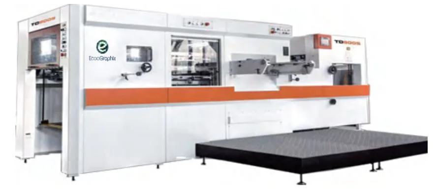 เครื่องตัดอัตโนมัติ TD800s พร้อมระบบลอก